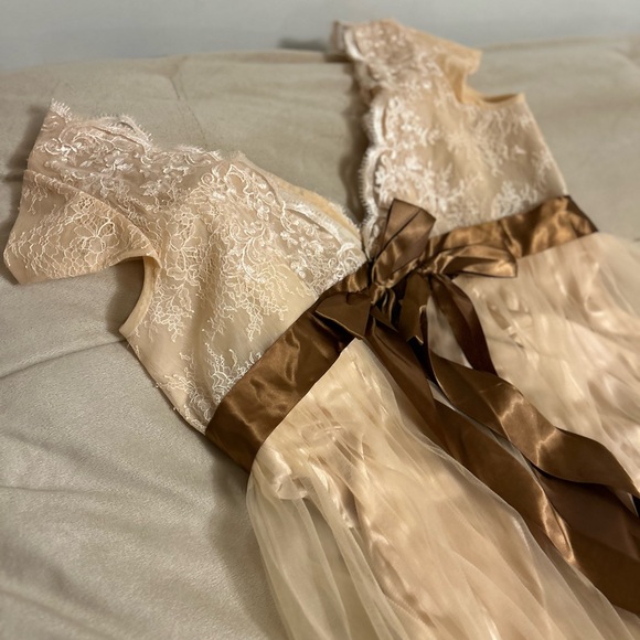 Cream Colored Wedding/ Bridesmaid/Prom Gown - Picture 6 of 16